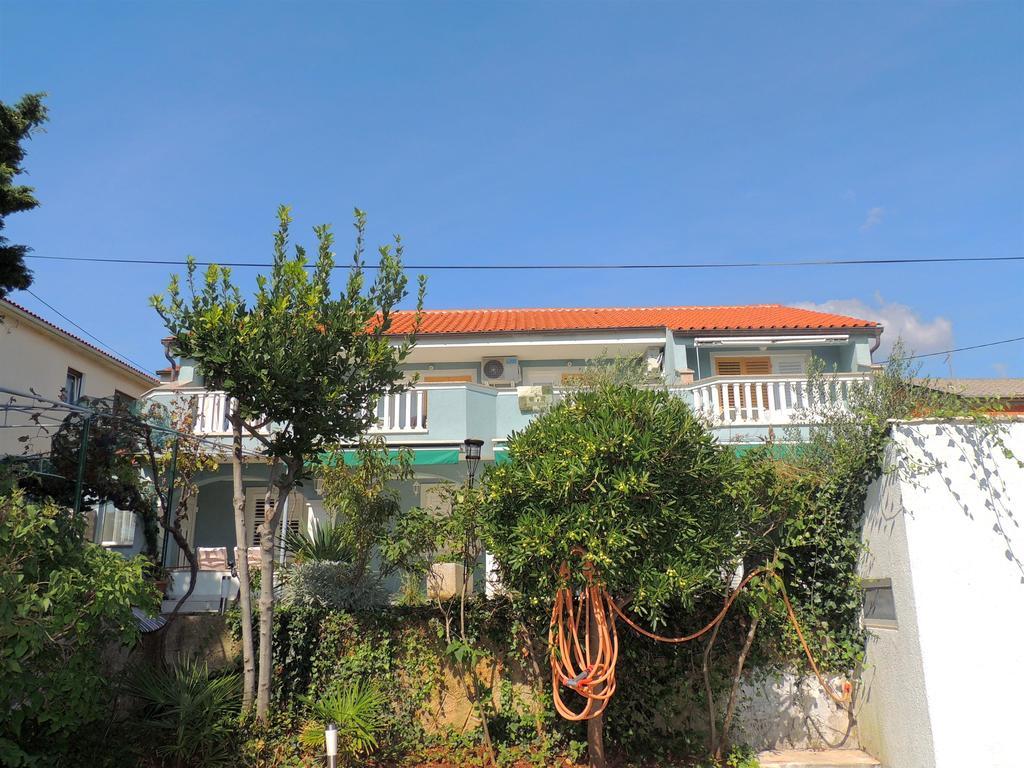 Apartments Zlatko Krk Town Buitenkant foto